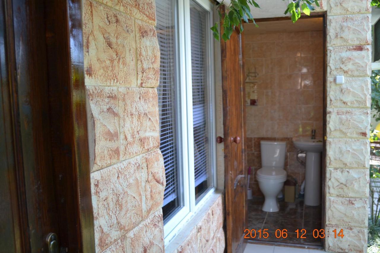 سوخومي U Palycha Guest House المظهر الخارجي الصورة