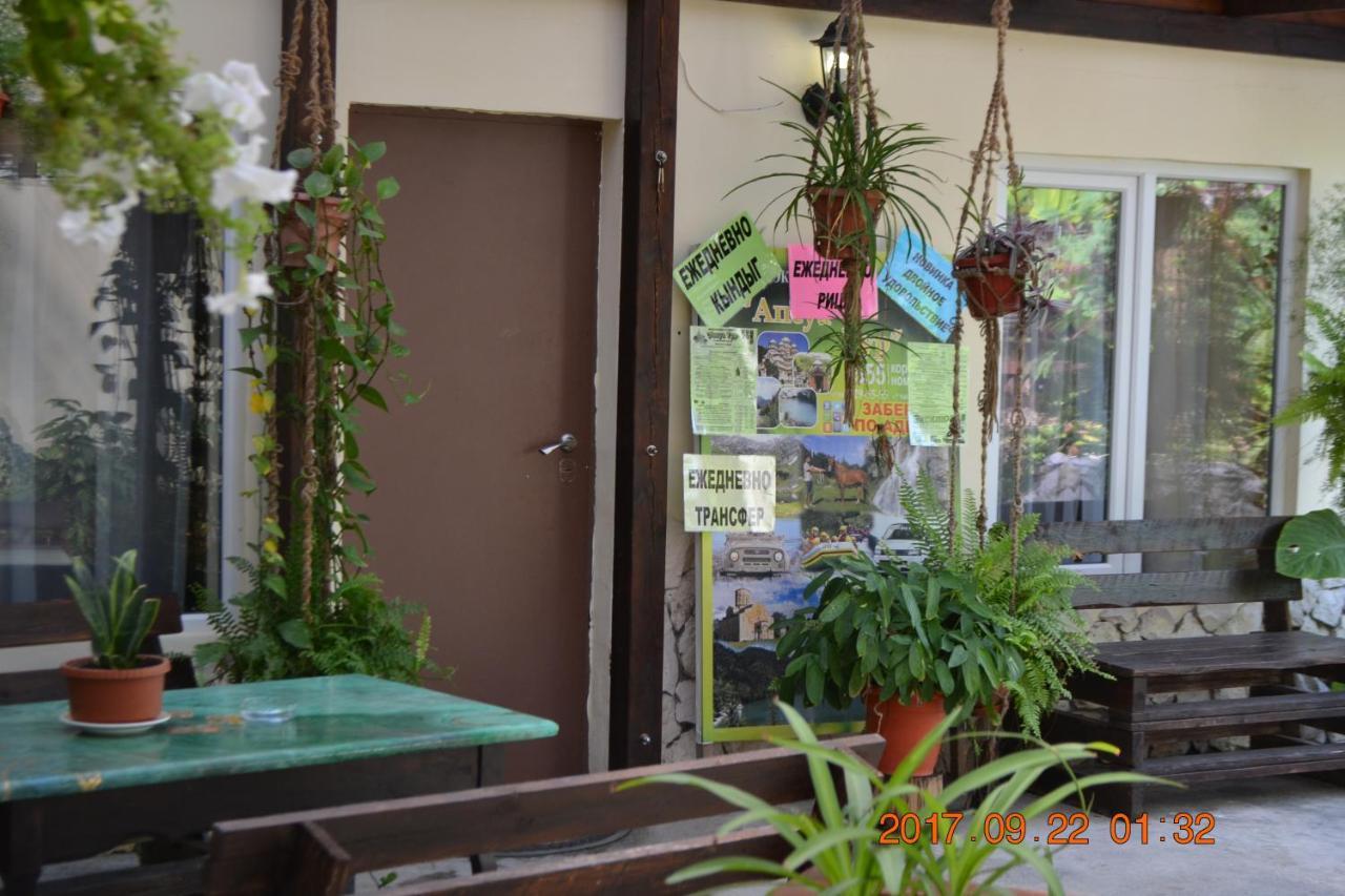 سوخومي U Palycha Guest House المظهر الخارجي الصورة