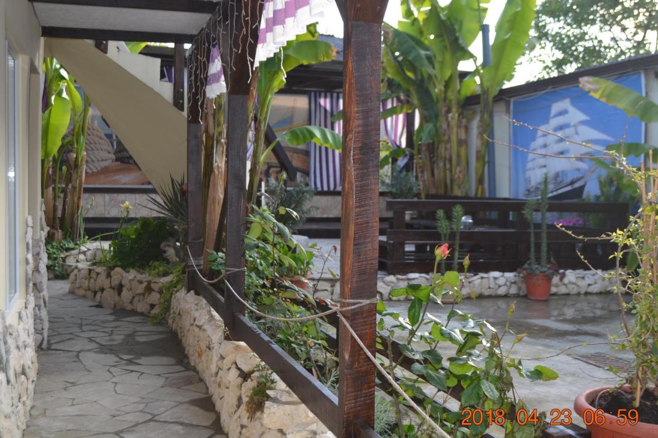 سوخومي U Palycha Guest House المظهر الخارجي الصورة