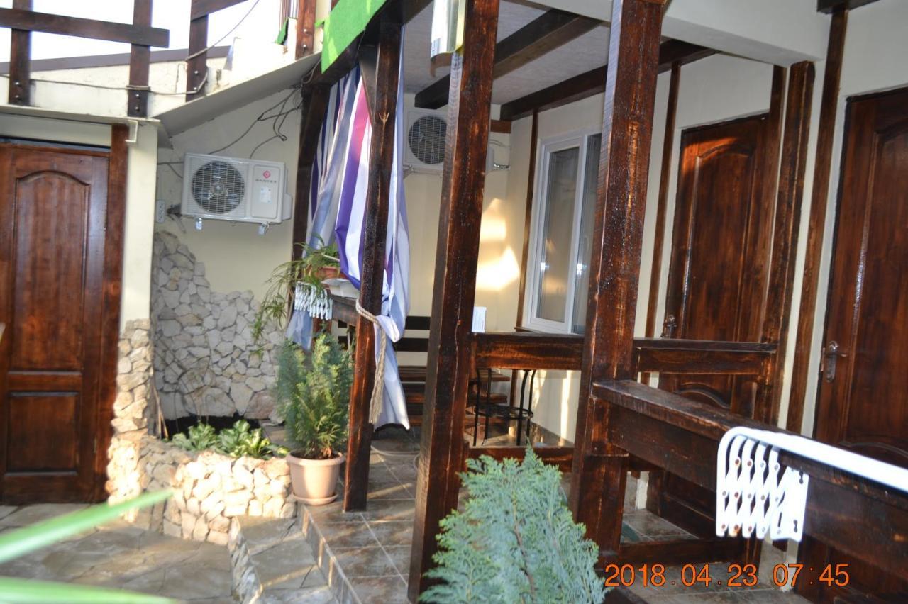 سوخومي U Palycha Guest House المظهر الخارجي الصورة