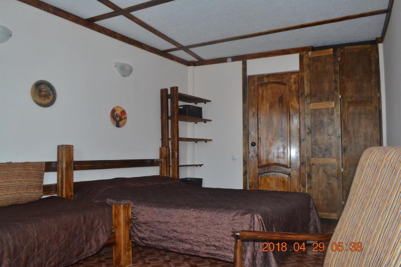 سوخومي U Palycha Guest House المظهر الخارجي الصورة