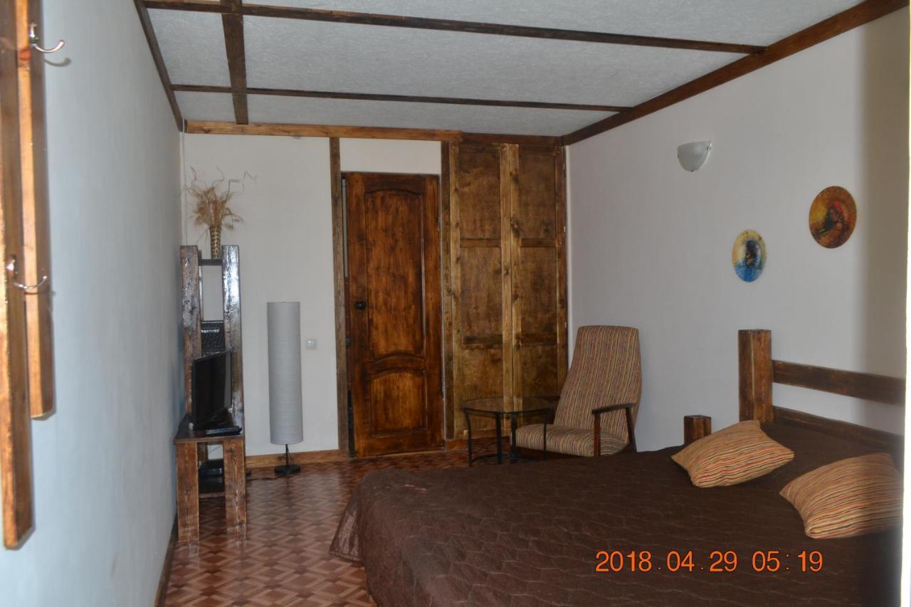 سوخومي U Palycha Guest House المظهر الخارجي الصورة